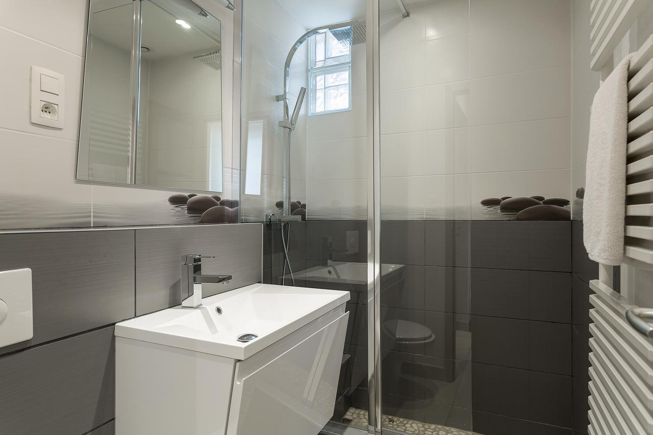 Apartment Maisonnee - A Charming Chamonix Haven Εξωτερικό φωτογραφία